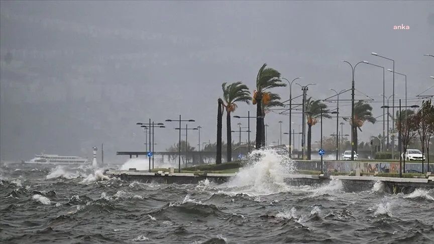 İçişleri Bakanlığı'ndan Çok Sayıda İl İçin Şiddetli Yağış ve Fırtına Uyarısı