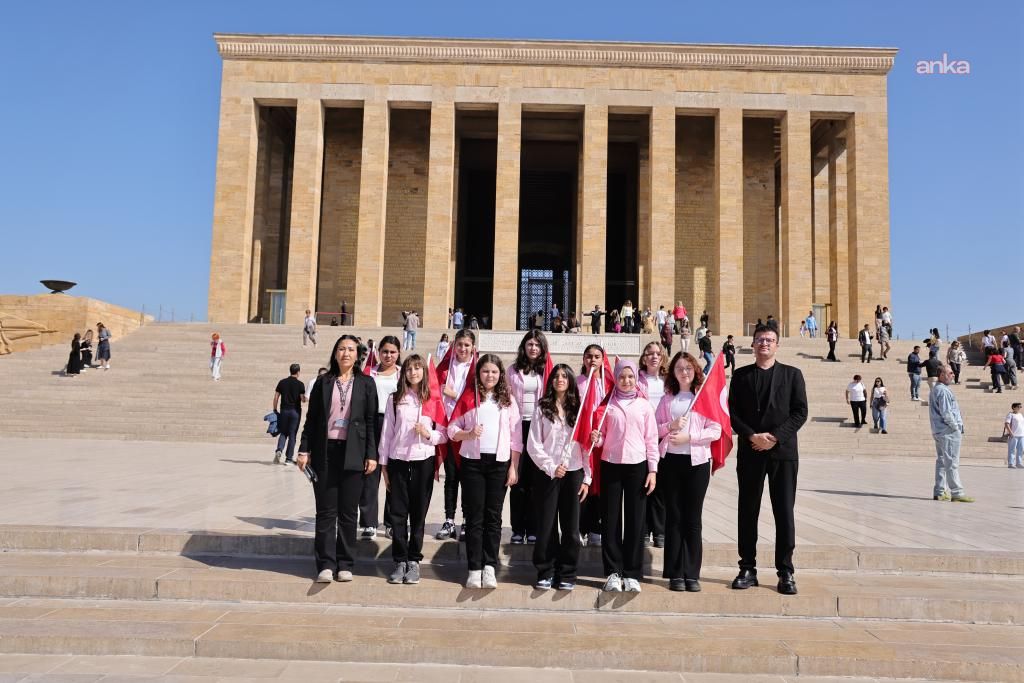 Kütahya Belediyesi, Kız Çocukları İçin Ankara Gezisi Düzenledi