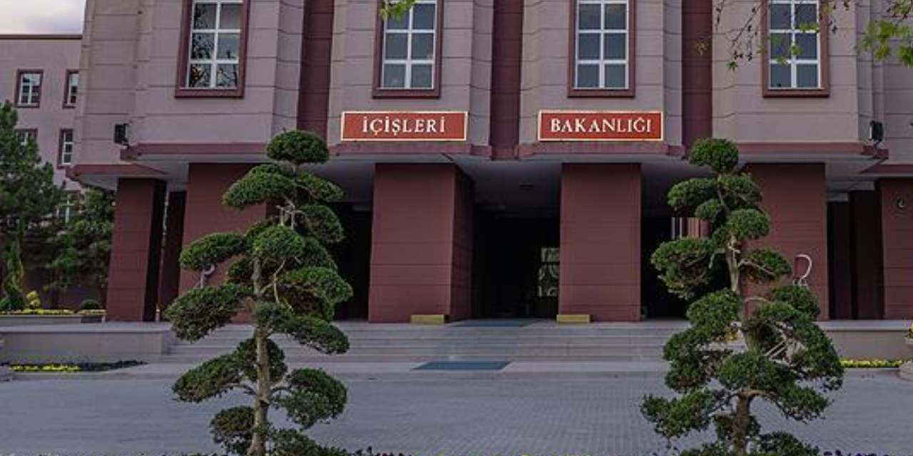 Okullarda Yeni Tedbirler Alındı: İçişleri Bakanı Duyurdu