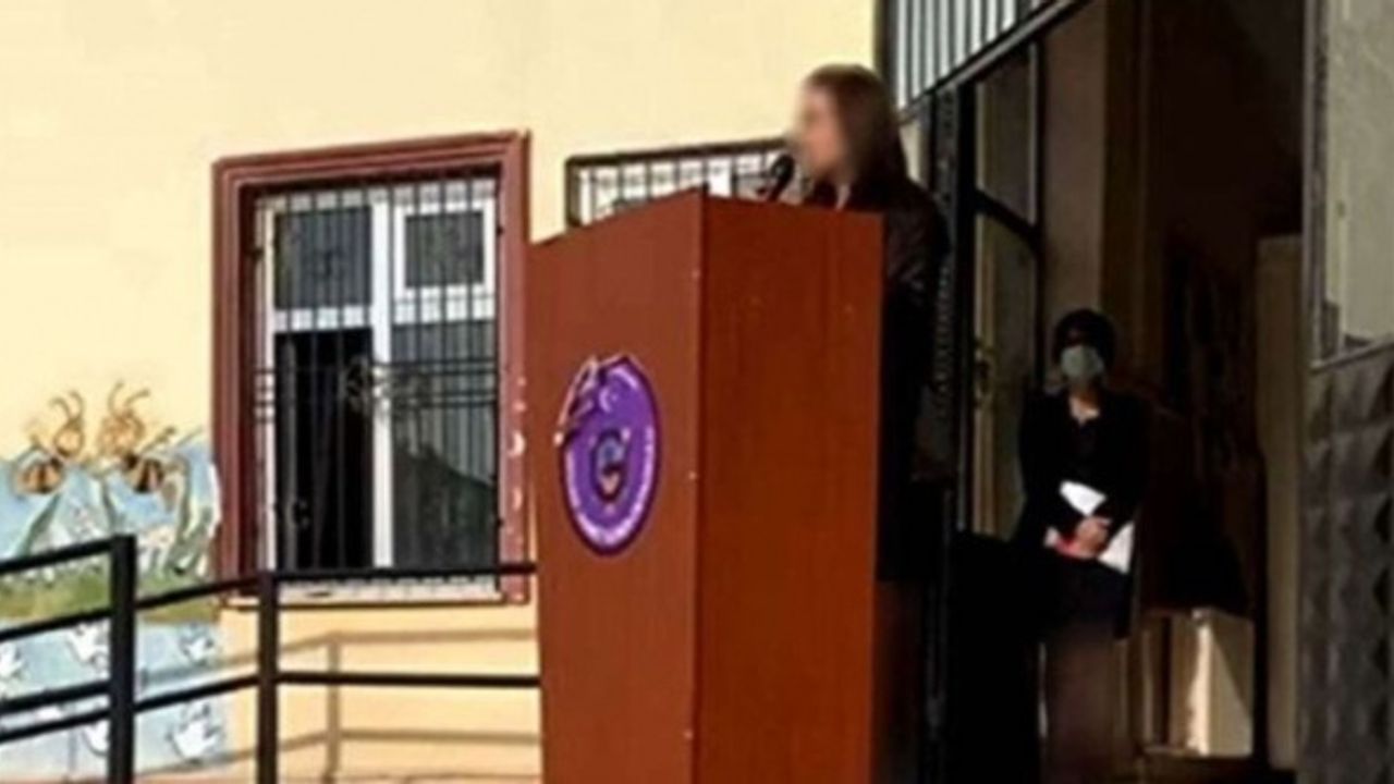 10 Kasım’da Şiir Okuyan Öğretmen Görevine İade Edildi