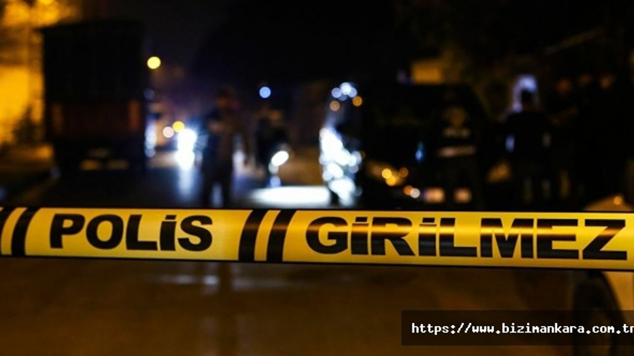 Eşini ve 3 Kızını Uykularında Kafalarına Ateş Ederek Öldürdü