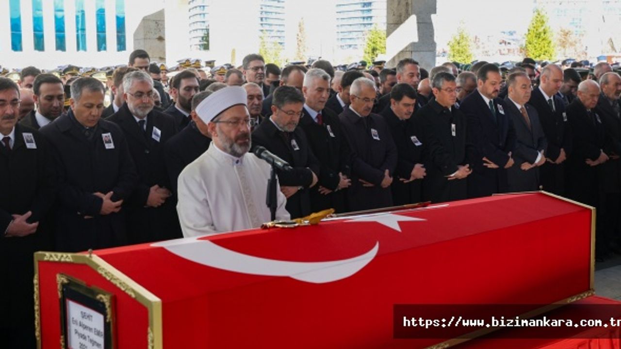 Şehit Teğmen Emir Ankara'da Toprağa Verildi