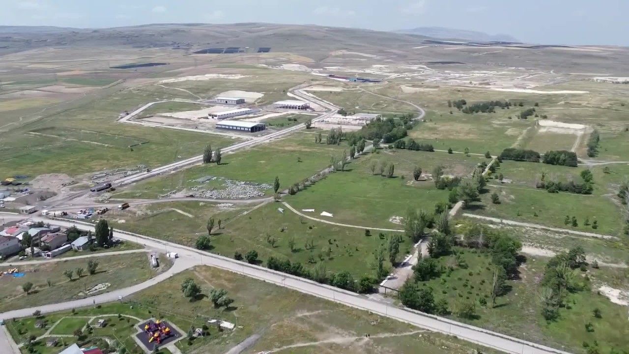 Toprağa Gömülü Bulunan 800 Top Mermisi İmha Edilirken Erzurum OSB Mağdur Oldu