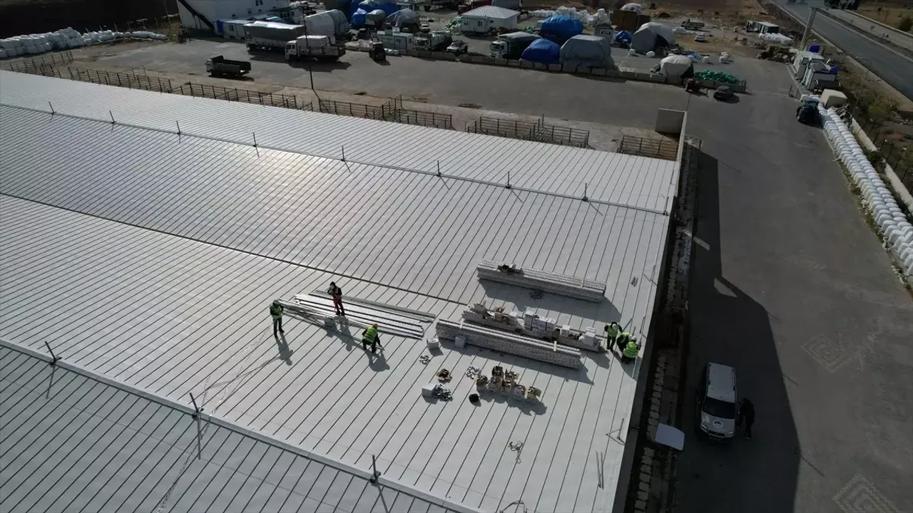 Çubuk'ta Çatı Üstü GES Projesi Başladı