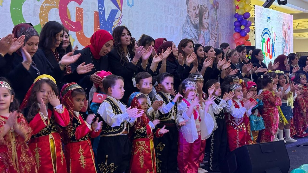 Sincanlı Minikler Mezun Oldu