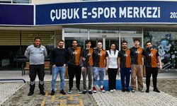 Mansur Yavaş'tan E-Sporculara Destek