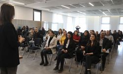 Çankaya Belediyesi Destek Eğitim Merkezi'nin Velilere Yönelik Seminerleri Sürüyor