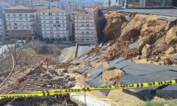 Ankara'da İstinat Duvarı Gecekondunun Üzerine Çöktü