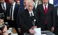 Bahçeli'nin Yüzündeki Morluklara İlişkin Açıklama