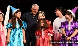 Mamak Belediyesi Çocuk Tiyatro Topluluğu “Yarını Akıl Yapar” Oyunu ile “Perde” Dedi