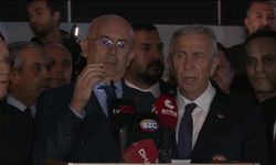 CHP, Ankara'da Ahmet Özer'in Tutuklanmasını Protesto Etti... Mansur Yavaş da Katıldı