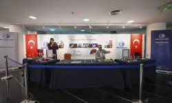 Cam Sanatı Sergisi Ankara'da Açıldı