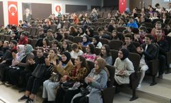 Keçiören Belediyesi, Sınava Hazırlanan Öğrencilere Yönelik Rehberlik Semineri Düzenledi