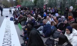 Öğretmenlerden MEB Önünde Eylem Yaparak İsyan Etti: Bugün Biz Sevinmeliydik!