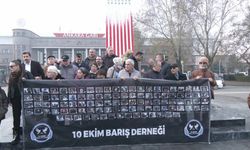 10 Ekim Barış Derneği'nden Ankara Garı'nda Anma Etkinliği