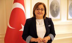 AKP’li Belediye Başkanı Fatma Şahin, Reklama Doymuyor: Milyonluk İhale Düzenledi