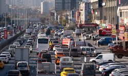 Ankara'da Son 2 Yılda Trafiğe 400 Bin Yeni Araç Katıldı