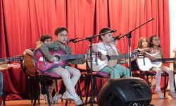 Etimesgut'ta Gitarlar Kulakların Pasını Sildi