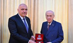 Devlet Bahçeli, Ülkücü Şehitler Anma Günü’nde Kızılcahamam’ı Ziyaret Etti