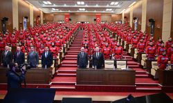 Mansur Yavaş 300 Yeni İtfaiye Personeli İle Bir Araya Geldi