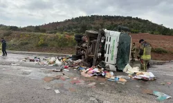 Nallıhan'da Çöp Kamyonu Devrildi: 1 Ölü