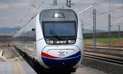 Hızlı Tren Hattında Elektrik Kesintisi: İstanbul-Ankara Seferleri Durduruldu