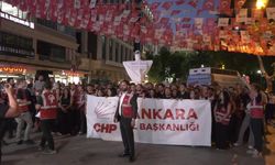 CHP'den Gazetecilerin Tutuklanmasına Karşı Adalet Bakanlığı Önünde Protesto