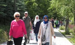 Mansur Yavaş'tan Emeklilere Sosyal Yaşam Desteği