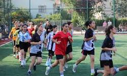 Ankara Büyükşehir Belediyesi'nden Ücretsiz "Kız Futbol Okulu"