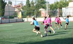 Ankara Büyükşehir Belediyesi'nden Ücretsiz "Kız Futbol Okulu"