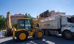 Gölbaşı Belediyesi'nden TOKİ Bölgesinde Temizlik Çalışması