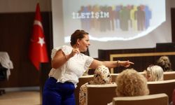 Yenimahalle'de Personele Gelişim Semineri Veriliyor