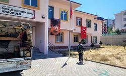 Yenimahalle’de Okul Bahçeleri Yeni Eğitim Yılına Hazır