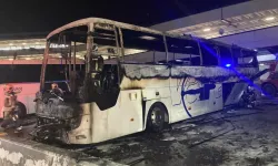 AŞTİ'de Park Halindeki Otobüs Yandı