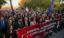 CHP'liler Ankara'da Birinci Meclis'ten Anıtkabir'e Yürüdü