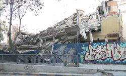 Ankara'da Yıkımı Yapılan Bina Çöktü