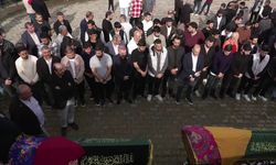 Dilovası’ndaki Patlamada Ölen 2’si Çocuk 6 İşçi Toprağa Verildi