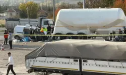 Ankara'da Kahreden Kaza! Otomobil Hurdaya Döndü, 3 kişilik Aile Yok Oldu