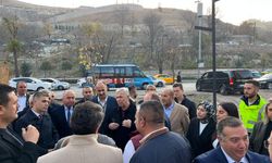 Ankara Büyükşehir Belediye Başkanı Mansur Yavaş, Hacı Bayram Esnafını Ziyaret Etti