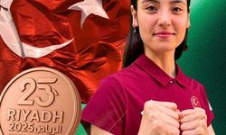 ABB Sporcusundan Riyad’da Bronz Madalya: Sıla Nur Gençer Tarihe Geçti