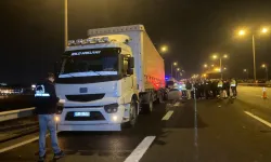 Ankara'da TIR'a Çarpan Otomobilde 2 Ölü, 1 Yaralı