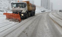 ABB, Ankara'da Kar Yağışına Bin 985 Araç ve 2 Bin 621 Personelle Hazır