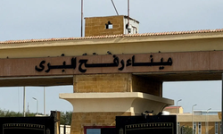 Refah Sınır Kapısı, Gazze Halkı İçin Sınırlı Yaya Geçişine Açıldı