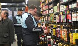 Ankara Zabıtası Ulus Hali’nde İş Başında