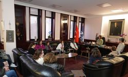 Eskişehir Büyükşehir Belediye Başkanı Ünlüce, Ankara Hukuk Mezunu Kadınları Ağırladı