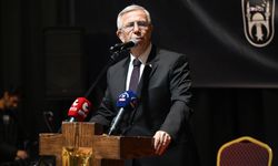 Mansur Yavaş: Başkentimiz Ankara, Resmi Dilimiz Türkçe Olarak İstiklal Marşımızı Bağıra Bağıra Söylemeye Devam Edeceğiz