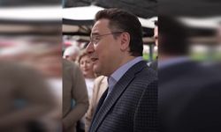 Ali Babacan, Ankara'da Semt Pazarında Vatandaş ve Esnafın Derdini Dinledi