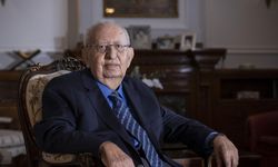 Eski TBMM Başkanı Hüsamettin Cindoruk Hayatını Kaybetti