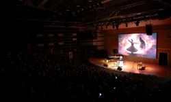 "Bensiz Gitme İstemem: Mevlânâ ve Opera" Etkinliği Kocatepe'de Sahnelendi