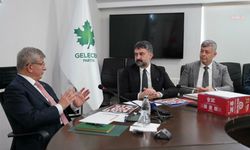 Gelecek Partisi Genel Başkanı Davutoğlu, Ankara Kent Konseyi Başkanı Yılmaz İle Bir Araya Geldi